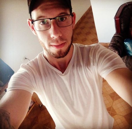 Manu S Pizza onlyfans posts