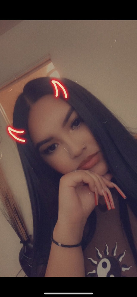 Mamisavvyyy leaked nudes onlyfans