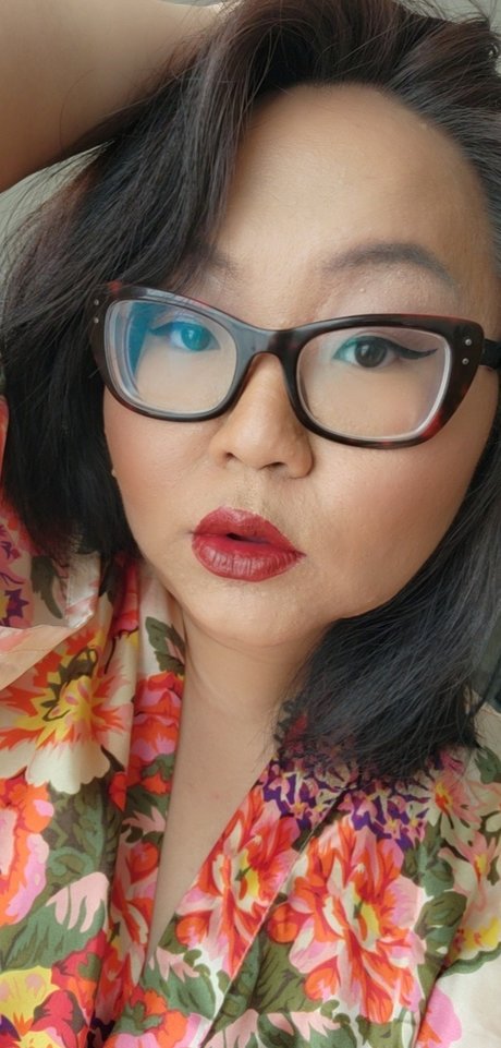 Mia VC onlyfans leaked tits