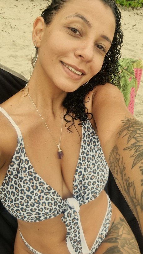 Maluca Porra Loca onlyfans leak ass