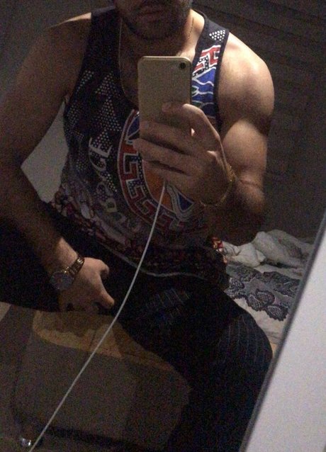 Malik MasterMan naked onlyfans leaks