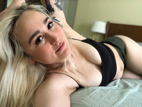Bree Sandin naked onlyfans leak