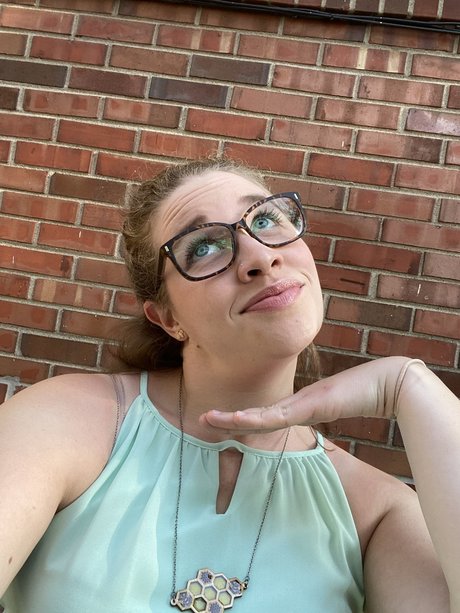 M Bee leaked onlyfans pics