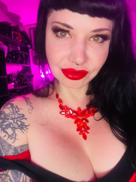 Maya Sinstress Free onlyfans leak