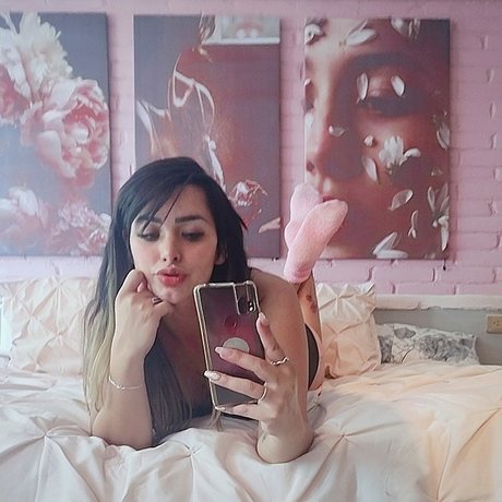 mayahazel tits onlyfans