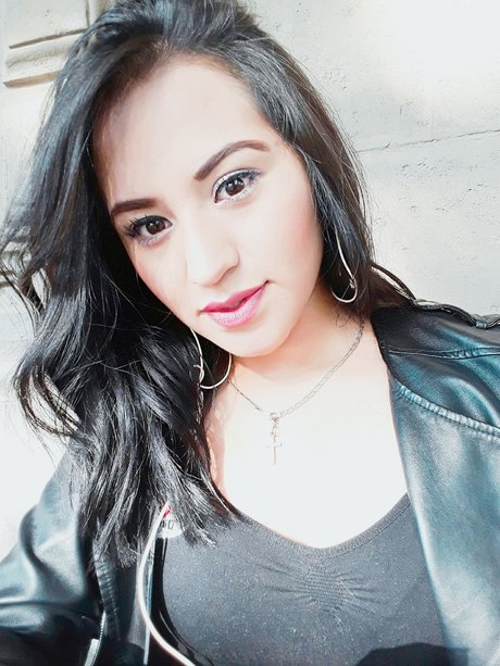 Yami Lp only fans xxx