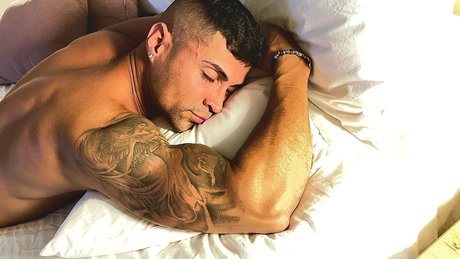 Maxi Mux1 onlyfans lesk