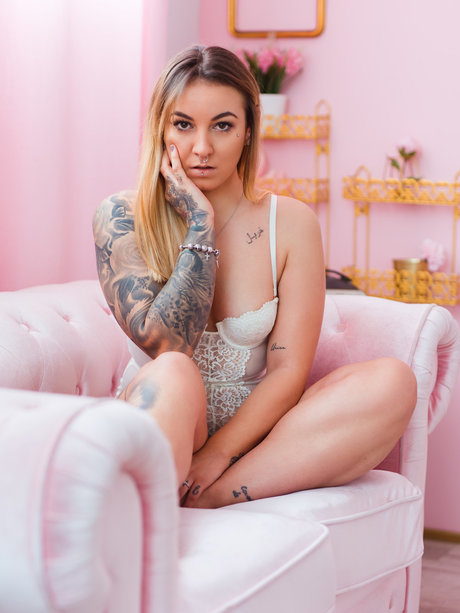 Mavina onlyfans post