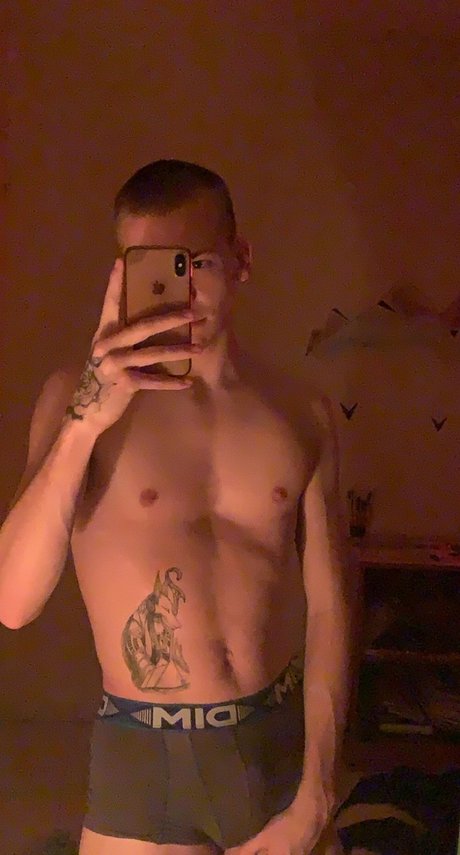 mathis onlyfans naked