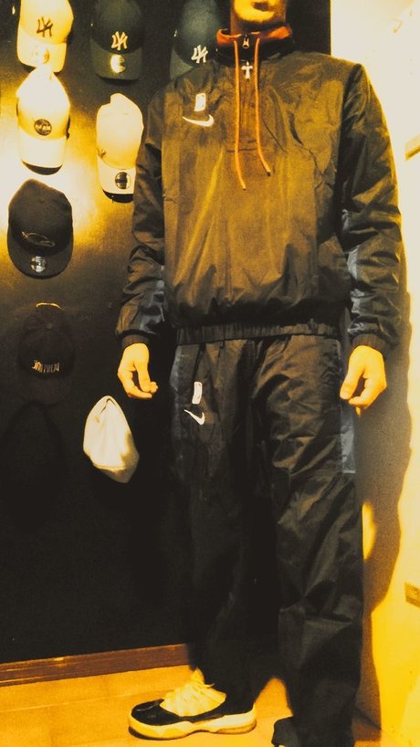 Master Axl naked onlyfans