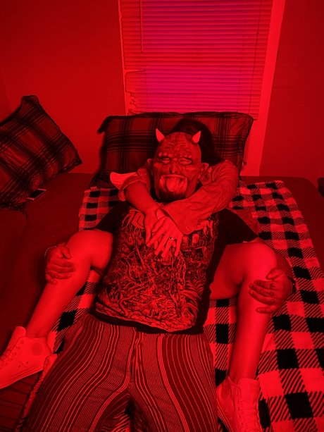 MaskedDiablo porn onlyfans leak