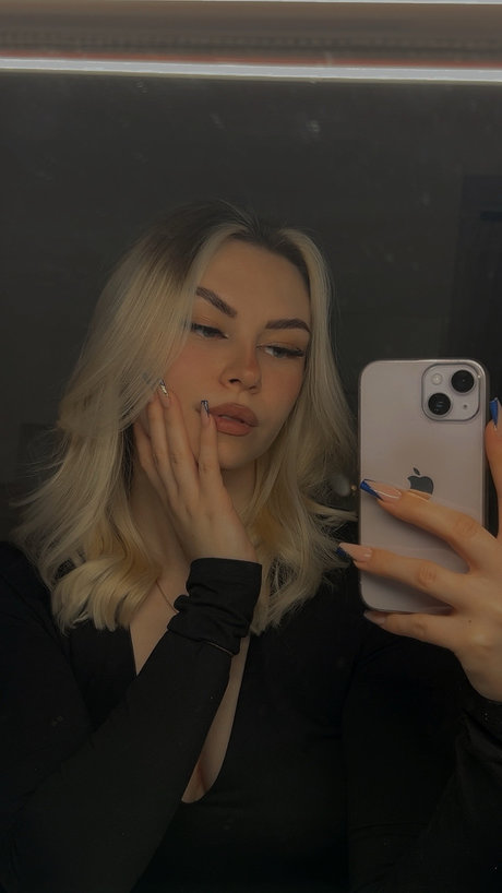 Mischka onlyfans leajs