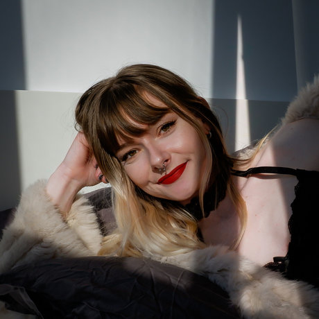 Elenial only fans pic