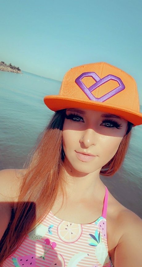 Milli Mag onlyfans images