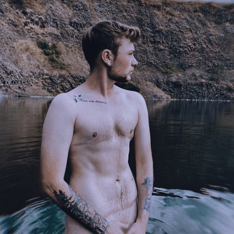 Milan Redwolf onlyfans.