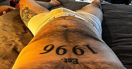 MidwesternBear onlyfans leaked.