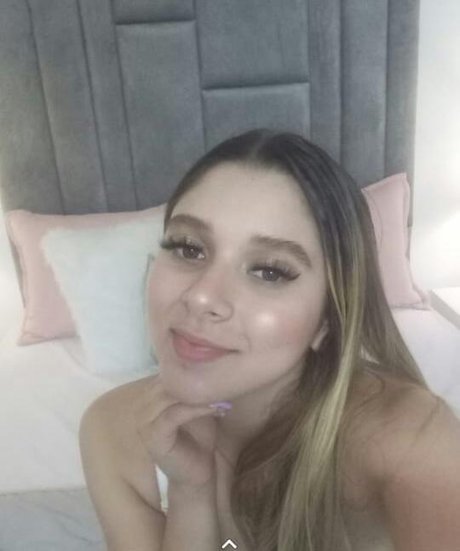 Mia Levobitch nude onlyfans
