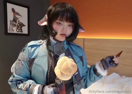 Ai SissyLunar onlyfans tits