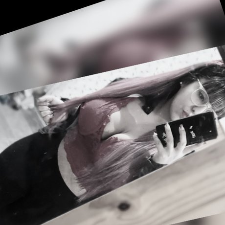 MiiNii_ onlyfans gratis