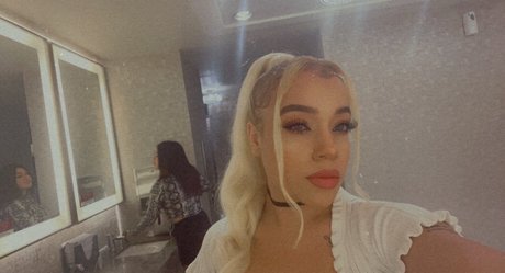 Monroe Green naked onlyfans leak