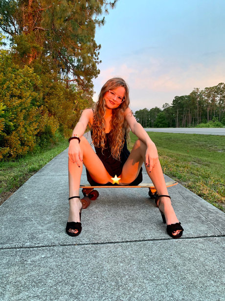 Molly s FREE Page_ onlyfans sex tape