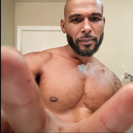 Model Red E leaked only fans