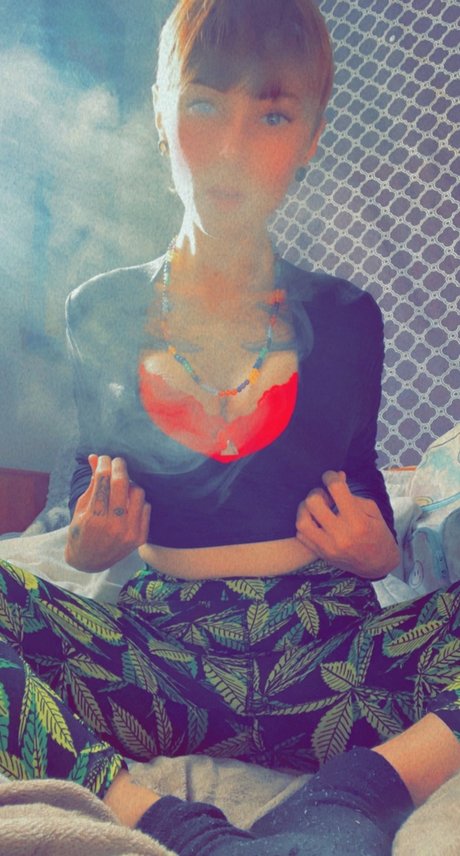 Mistique Dominique onlyfans de