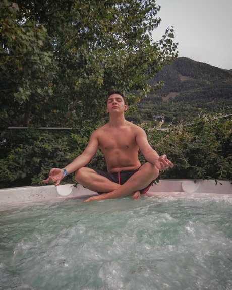 Nacho Jahuel Aperlo onlyfans porno