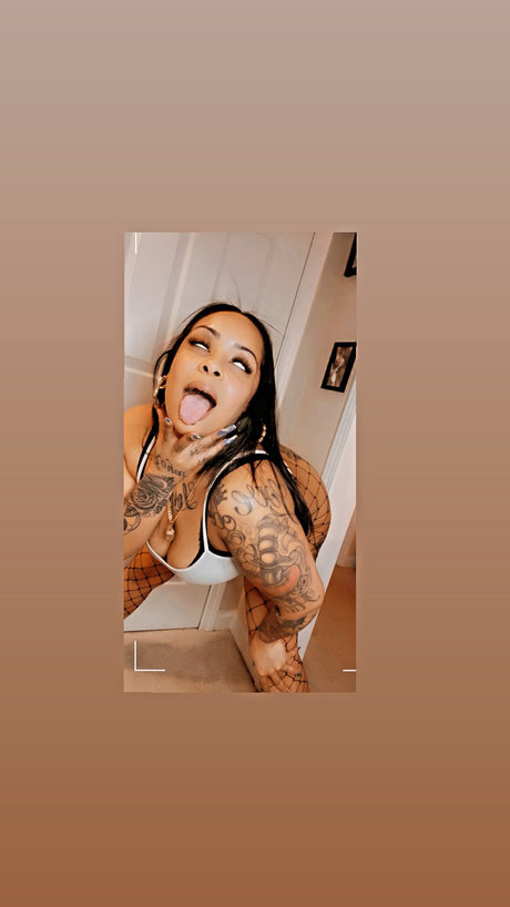 Lady Luck_ naked onlyfans