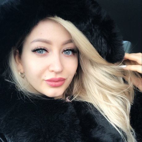 MyaBlonde onlyfans leak nudes