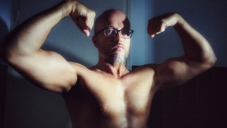 musclesinaction onlyfans lean