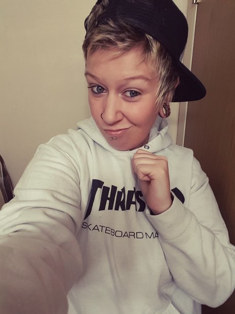 MsLxthul onlyfans strip