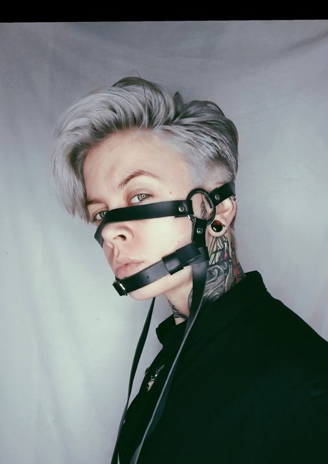 Frida Red leaked only fans porn