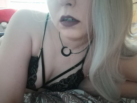 Ms Yuki onlyfans star