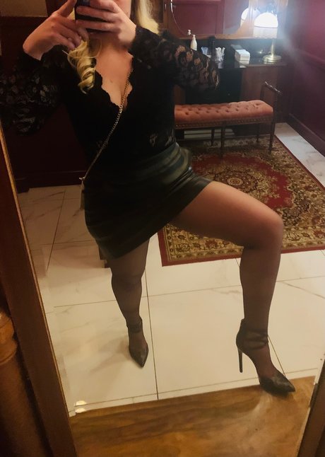 Judy in Hose onlyfans model