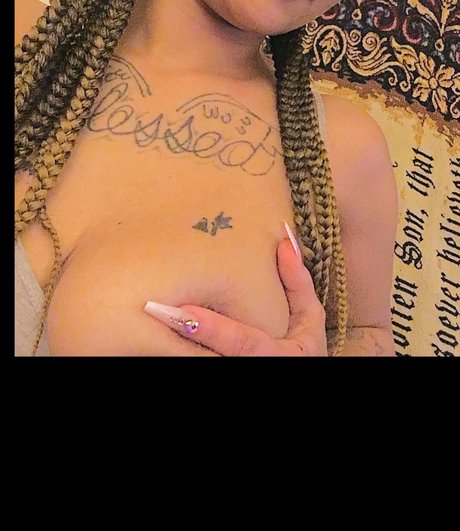 Tyra Smith onlyfans nude content