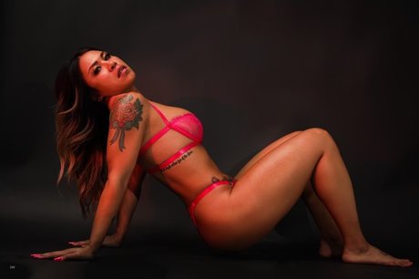 Mo Your Tattooed Asian Unicorn onlyfans nude pics