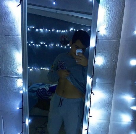 Nicol s Carvi onlyfans leaka