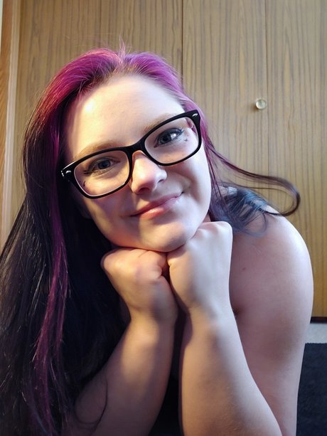 NicholeFREE onlyfans creator