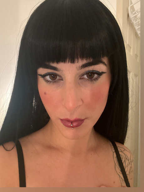 nayomi only fans free