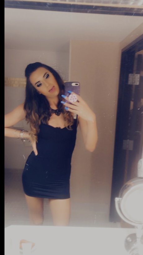 Khloe Estrella naked leaked onlyfans