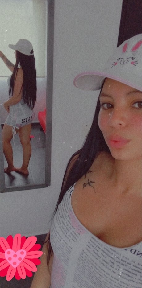 Nataly Laverde onlyfans leak