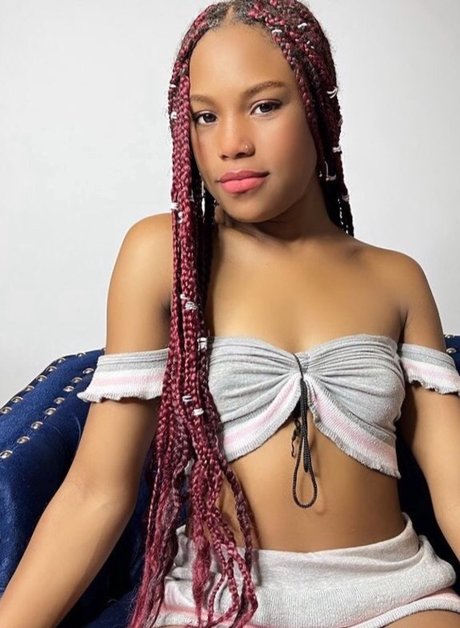 Natalia Valencia only fans sex