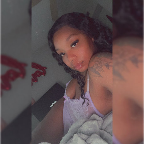 Nettee J onlyfans posts