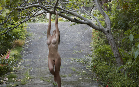 teen cumshot onlyfans sexy nudes portrait