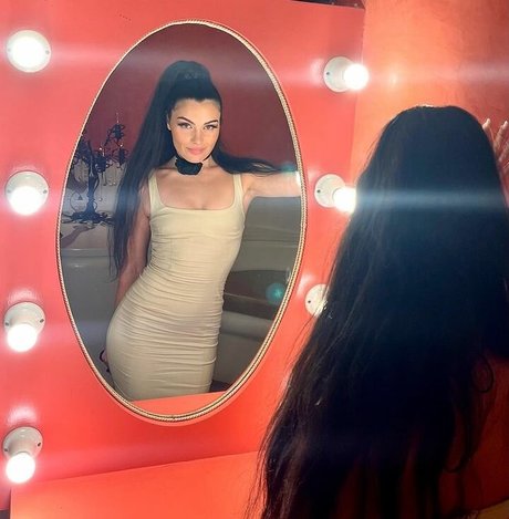 Aida Blanco only fans pictures