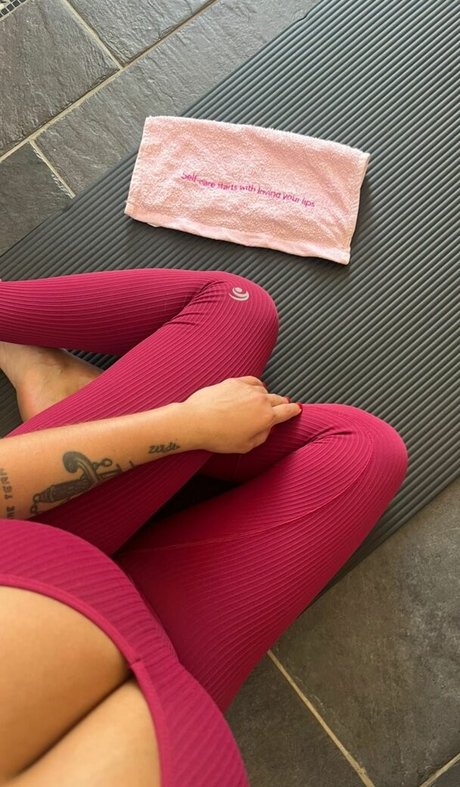 asian shower onlyfans beautiful snapshot