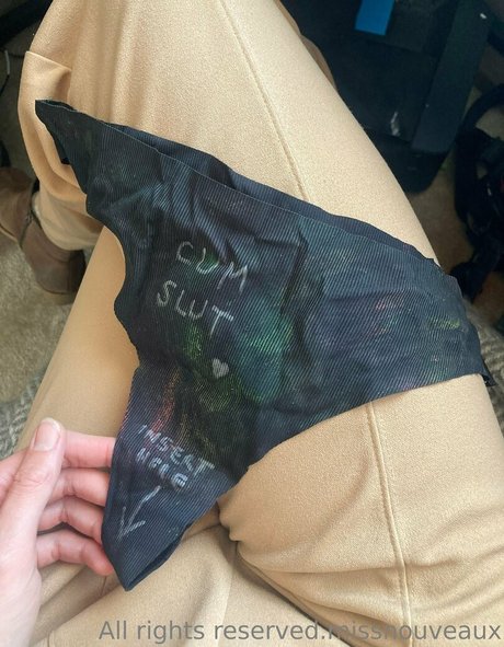 missnouveaux onlyfans boobs