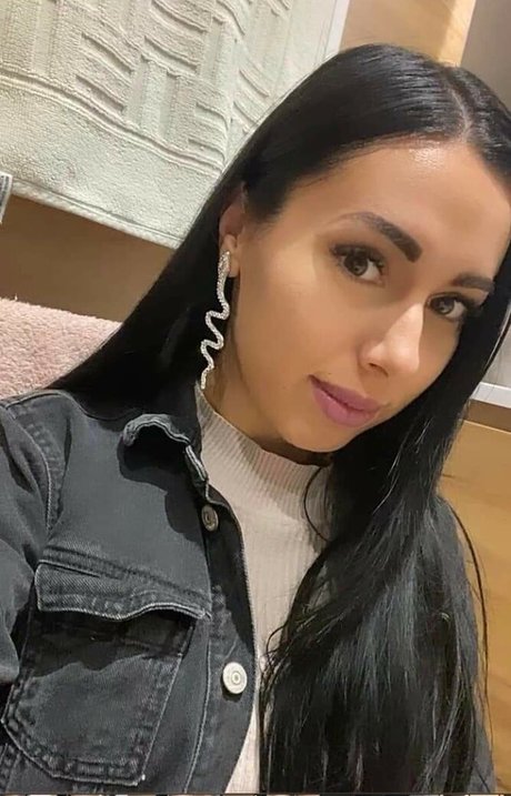 Somogyi Lanyok free onlyfans