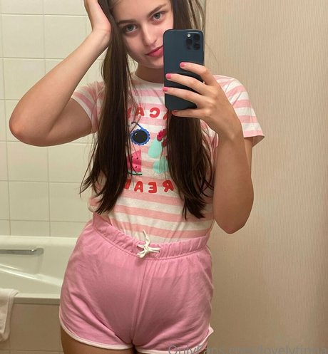 lovelytinnaxo onlyfans exposed